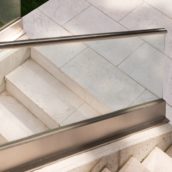 Levante Crema sandgestrahlt Stufen