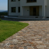Naturstein Pflaster Gneis Einfahrt Pflasterung