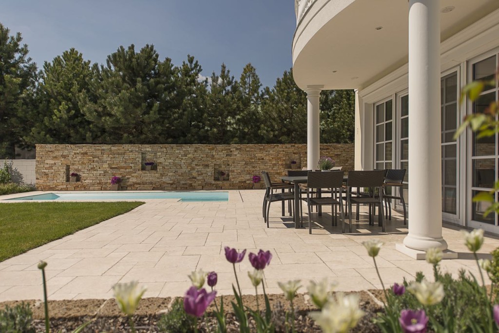 mediterrane Terrasse