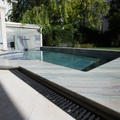 Quarzit Poolrand