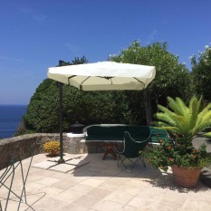 Terrasse aus Kalkstein