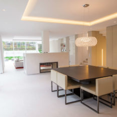 Technostein modernes Haus Esszimmer