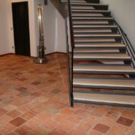 Original alter historischer Terracotta-Boden