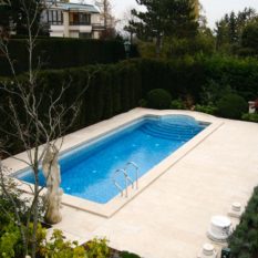 VILLA 1920 MOSAIK IM POOL MIT LEVANTE CREMA – 01