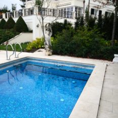 VILLA 1920 MOSAIK IM POOL MIT LEVANTE CREMA – 05