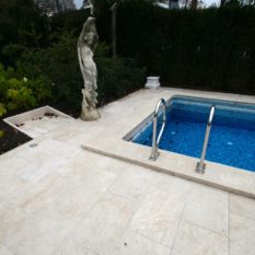 VILLA 1920 MOSAIK IM POOL MIT LEVANTE CREMA – 12