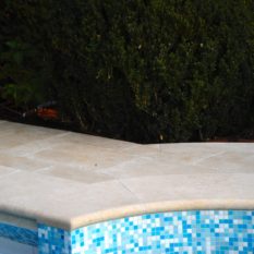 VILLA 1920 MOSAIK IM POOL MIT LEVANTE CREMA – 14