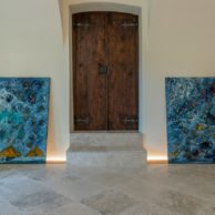 Landhaus mit Edeltravertin und Schlossdielen