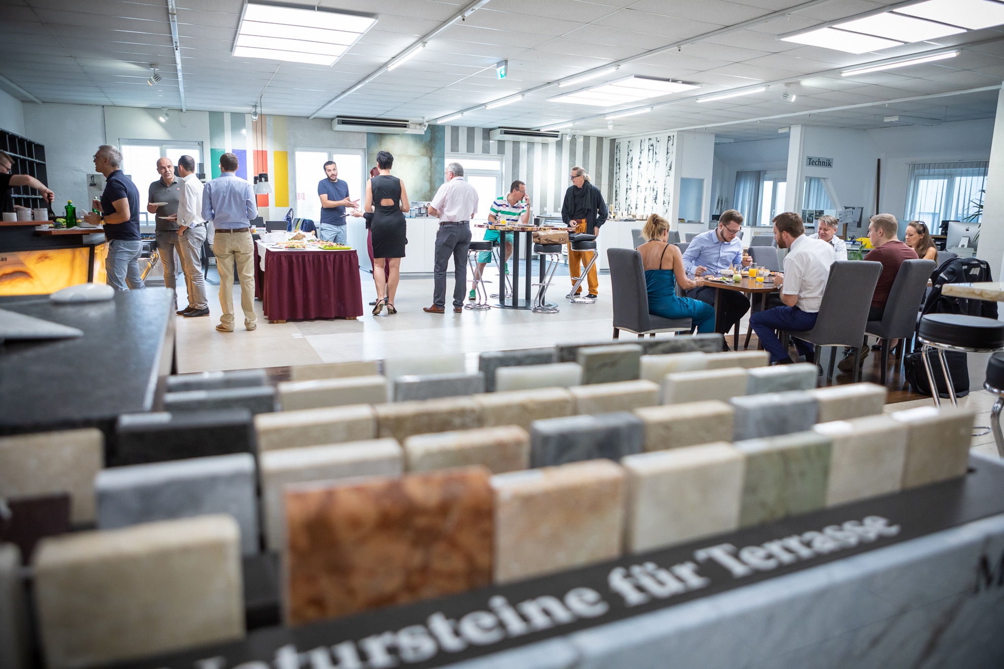Business-Frühstück mit Vorführung Naturstein im Steinzentrum Wien