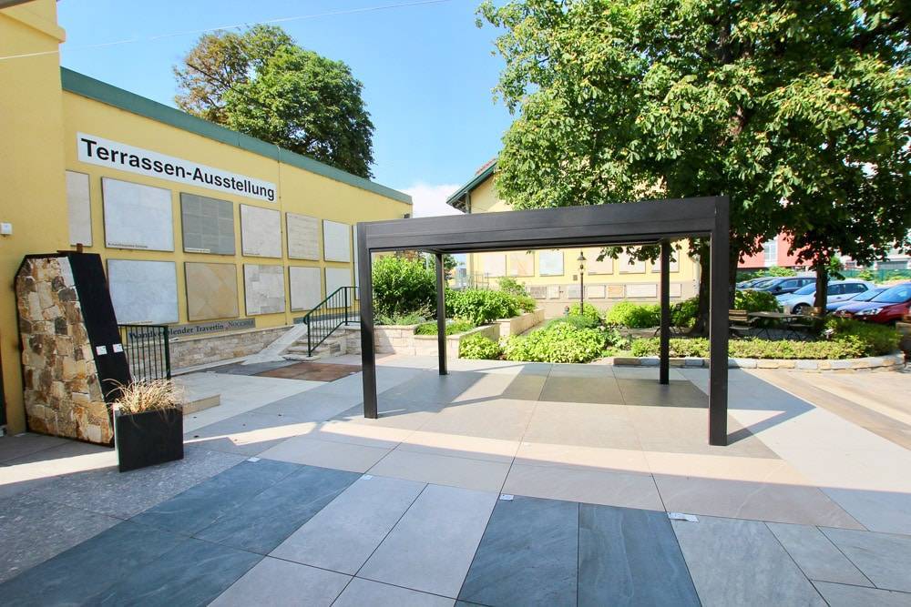 Technostein Feinsteinzeug Terrassen Ausstellung bei SCHUBERT STONE